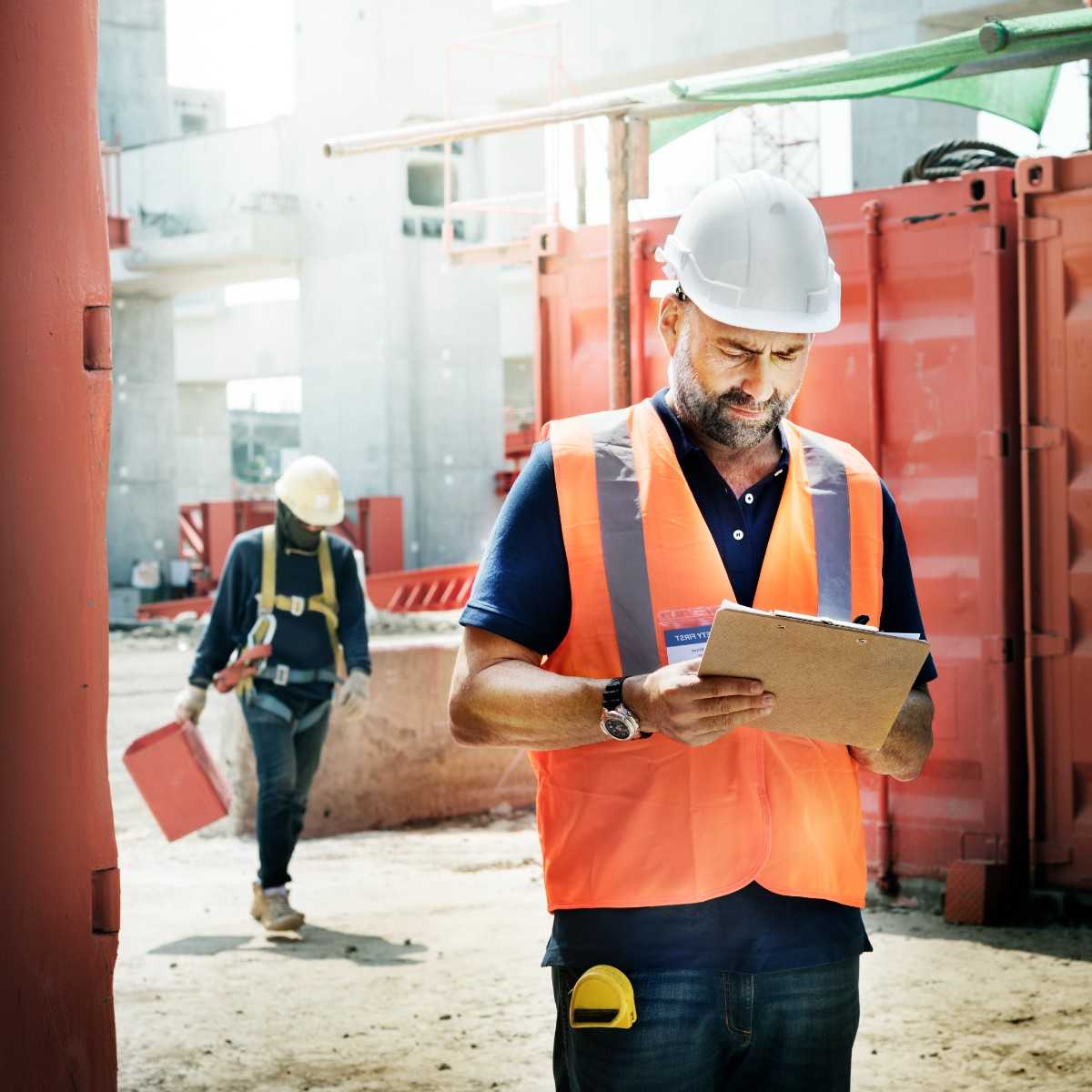 Job Costing for Contractors: How to Track Material Usage vs. Estimate in Real-Time